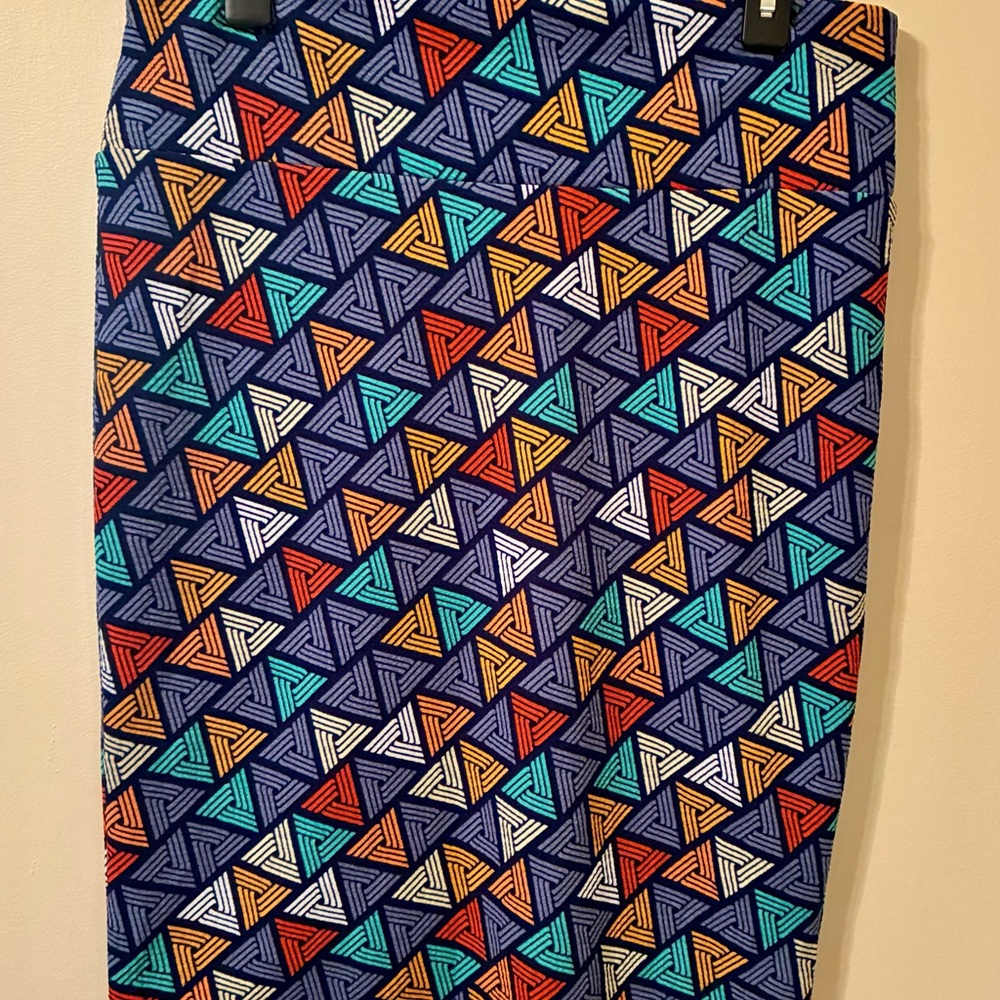 LuLaRoe Geometric Triangle Print Stretchy Pencil Skirt Colorful Mathcore Office